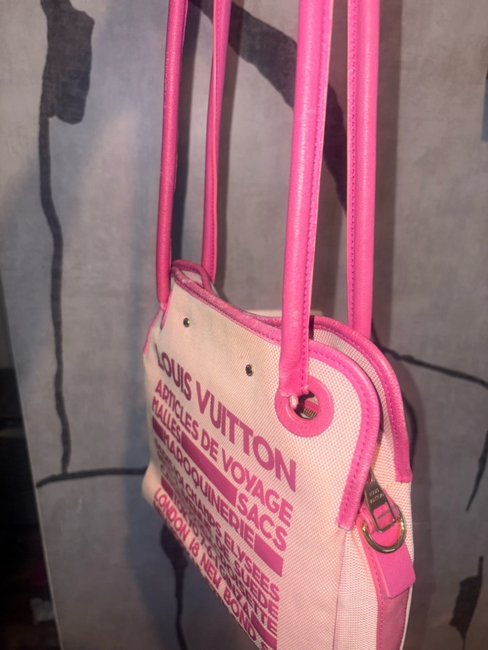 Authentic Louis Vuitton Pink Canvas Crossbody with Hot Pink Trim - Picture 2 of 8